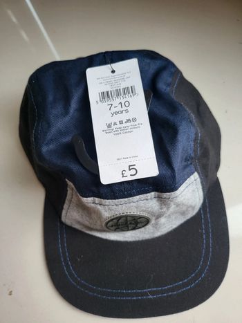 Casquette neuve 7-10 ans