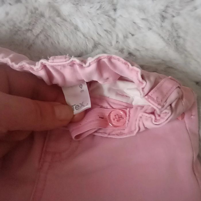Joli lot de 2 pantalons 9 mois 🌹 tex 🌹 très bon état - photo numéro 7