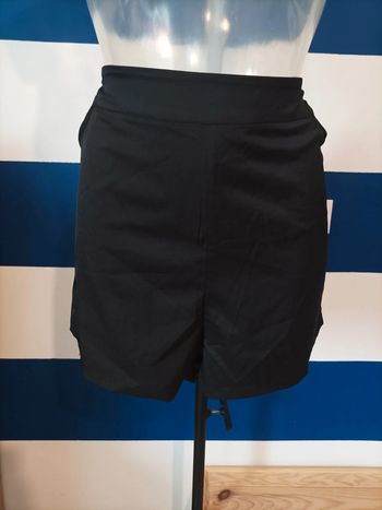 Short sexy à chaînes noir neuf Shein femme taille L (40/42)