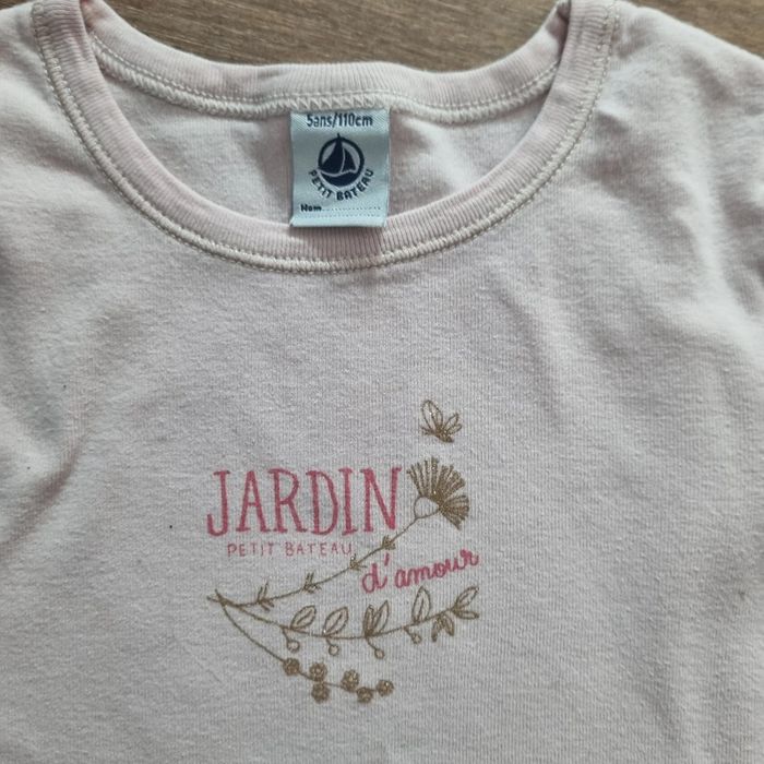 Lot 2 tee-shirt MC et ML Petit Bateau Taille 5 ans - photo numéro 3