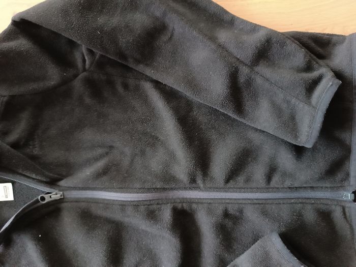 Gilet polaire noir quechua 10-11 ans - photo numéro 4