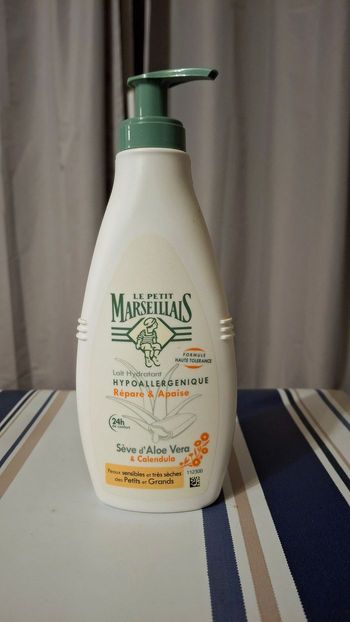Lait hydratant peaux sensibles Le Petit Marseillais