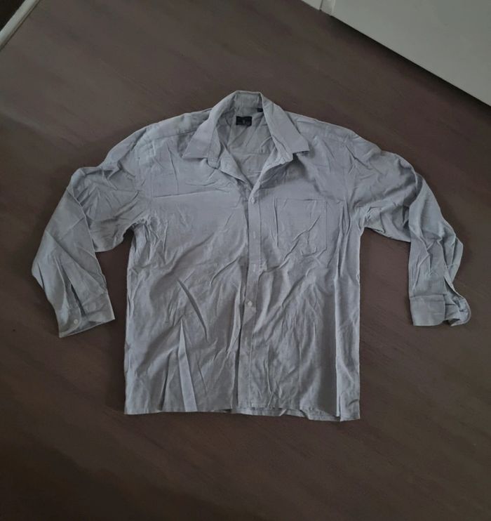 Chemise grise - photo numéro 3