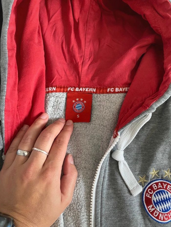 Sweat FC Bayern - photo numéro 2