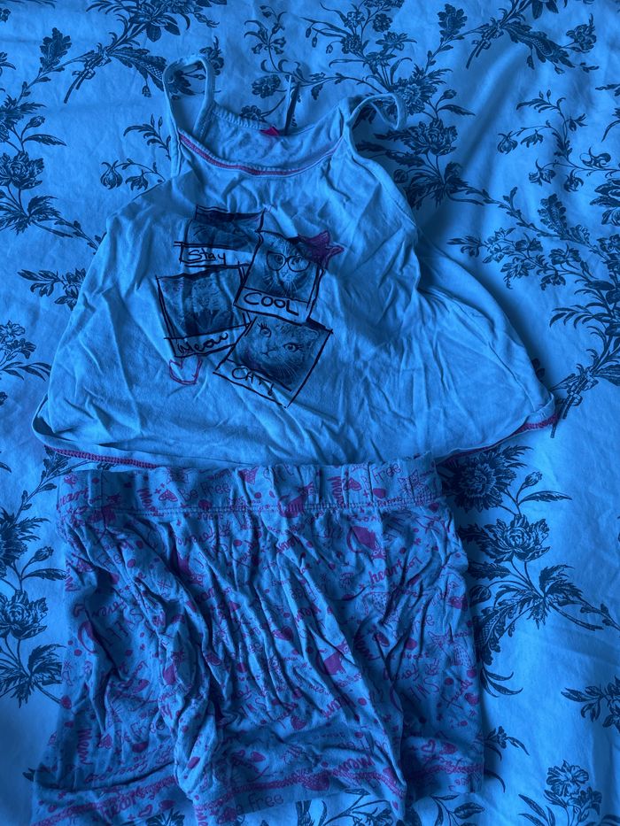 Lots pyjamas 5 ans - photo numéro 5