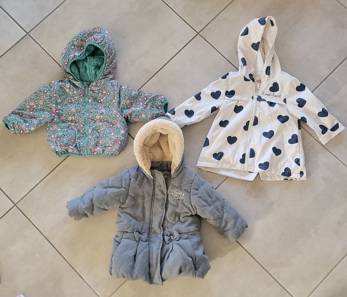 Lot vêtements fille 12 mois hiver - photo numéro 2