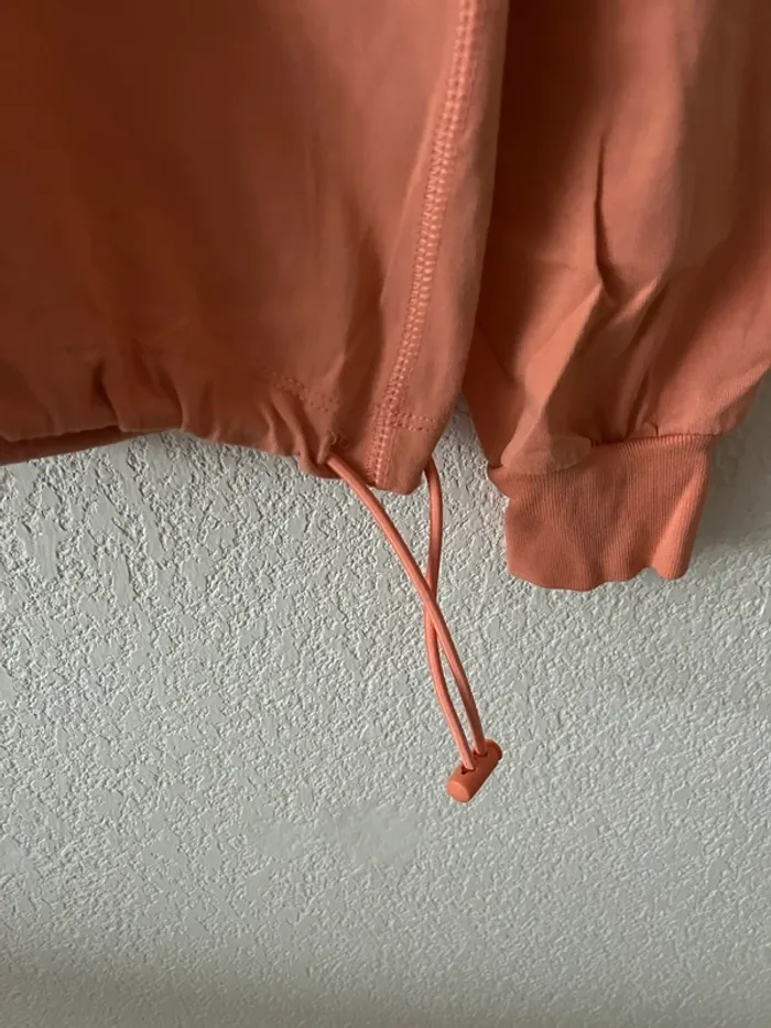 Sweat Nike corail logo imprimé noir (taille S) - photo numéro 3