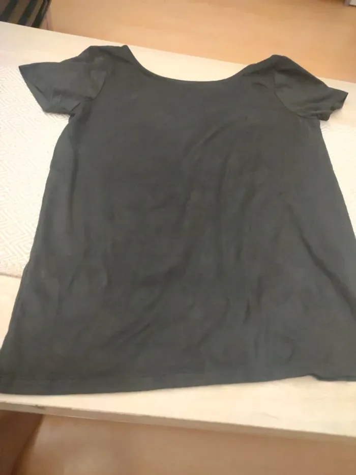 Haut peau de peche dos en V bizzbee 14/16 ans - photo numéro 2