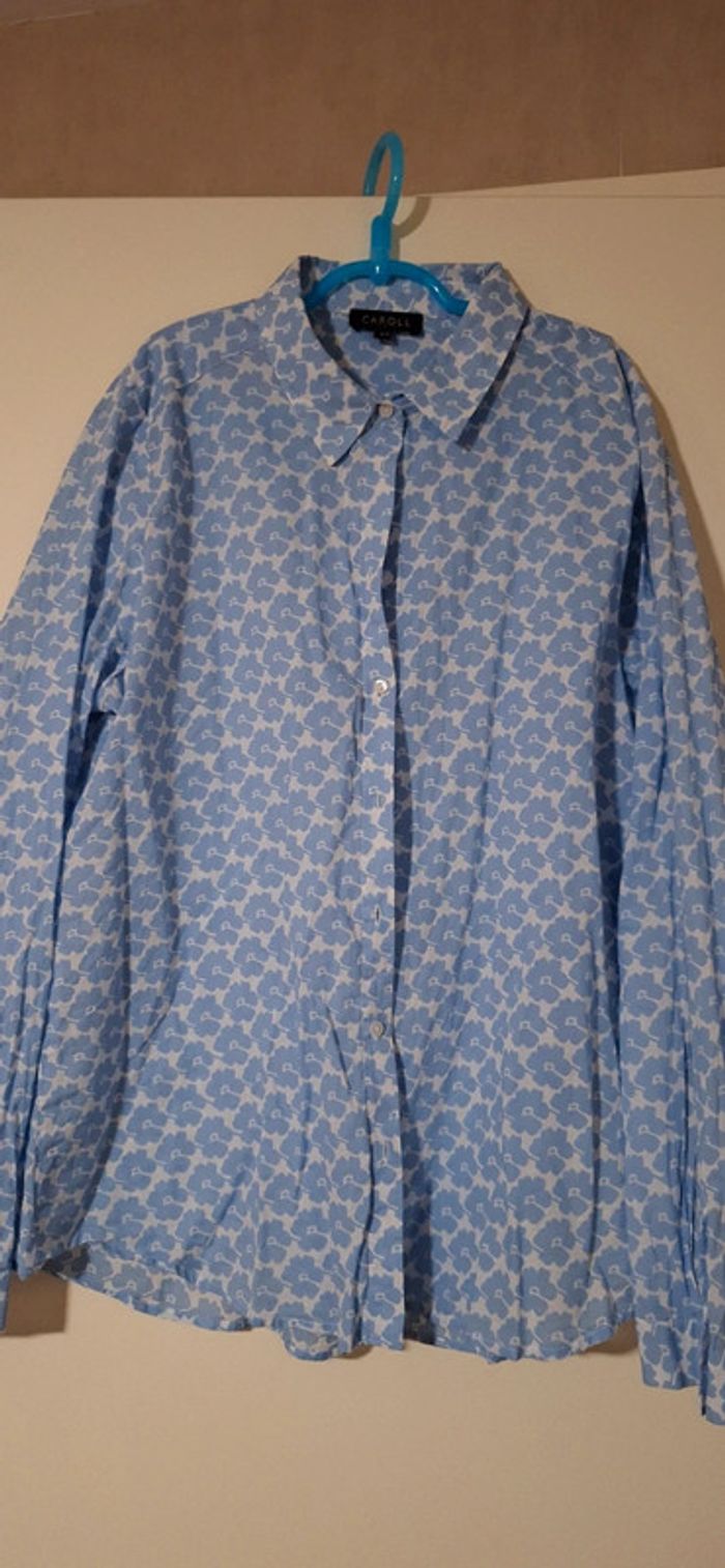 Chemise blanche et bleue caroll 42