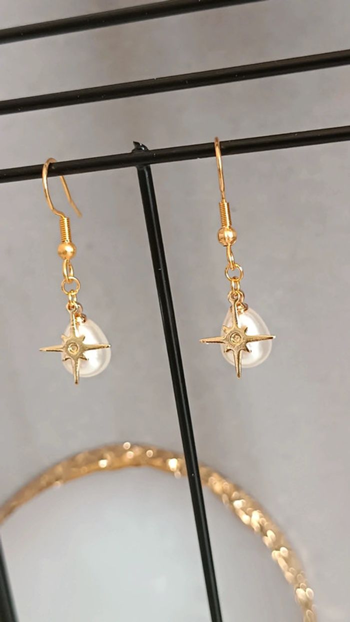 Jolies petites boucles d'oreilles - photo numéro 2