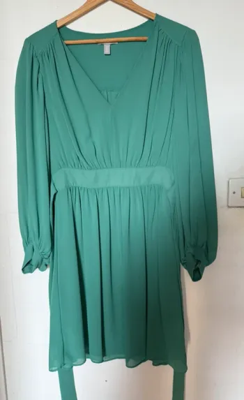 Robe verte H&M neuve