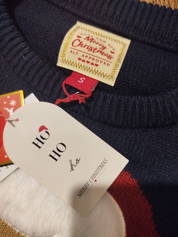 Pull de Noël spécial grand mère T.S - photo numéro 4