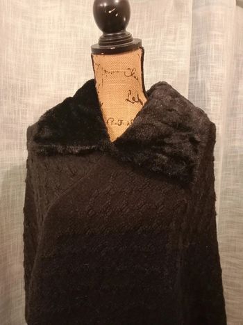 Pancho col  faussefourrure