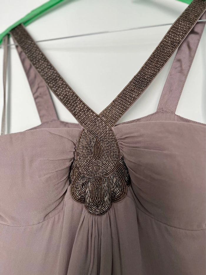 Très jolie robe - photo numéro 2