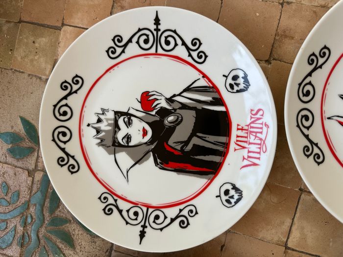 set de 4 assiettes en porcelaine - photo numéro 4