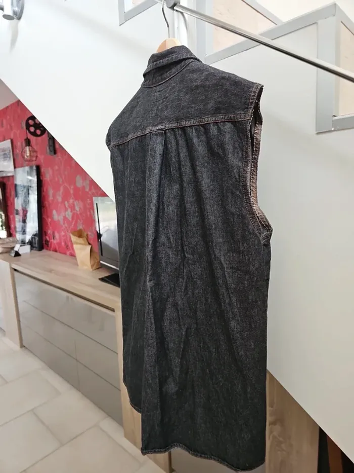 Chemise sans manches en jean taille M - photo numéro 6