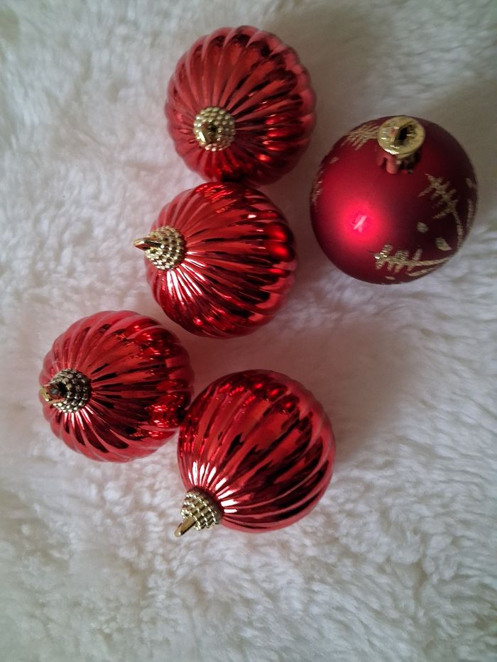 Lot de 5 boules de Noel 🎄rouges - photo numéro 3