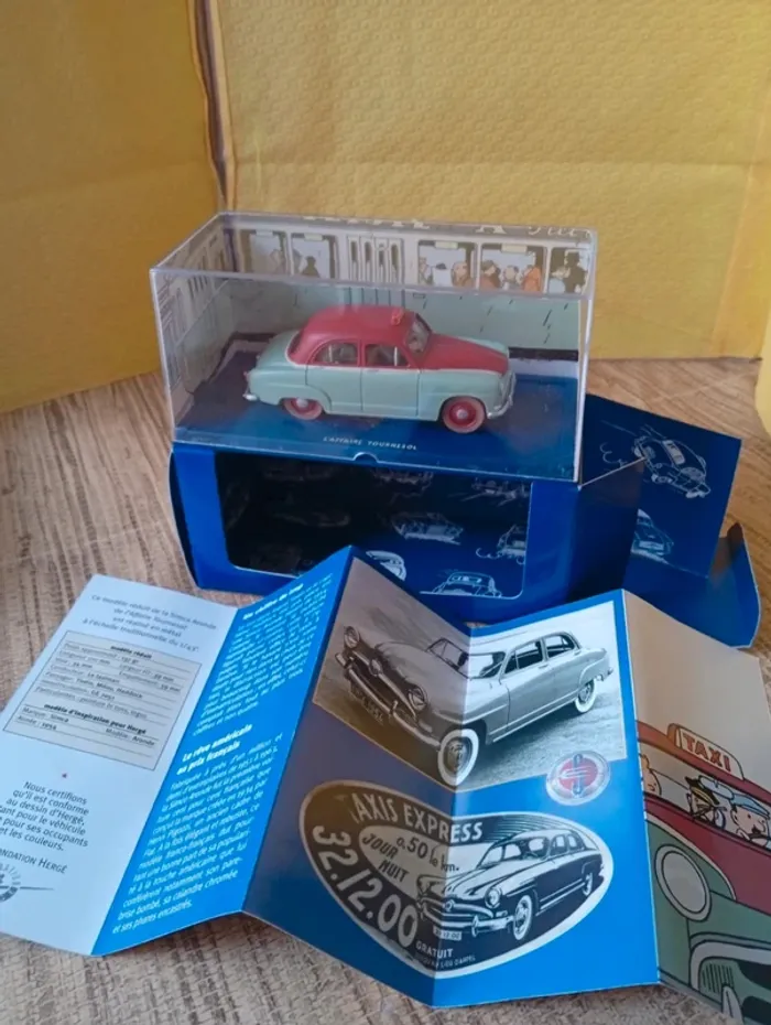 En voiture Tintin L'Affaire tournesol Hergé moulinsart 2003 - photo numéro 2
