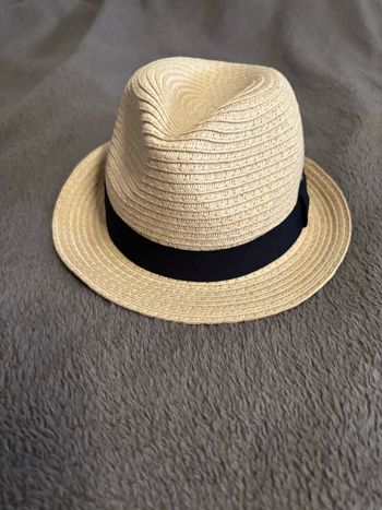 Chapeau bébé