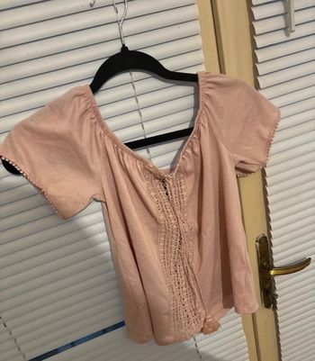 Tee shirt à mettre sur les épaule