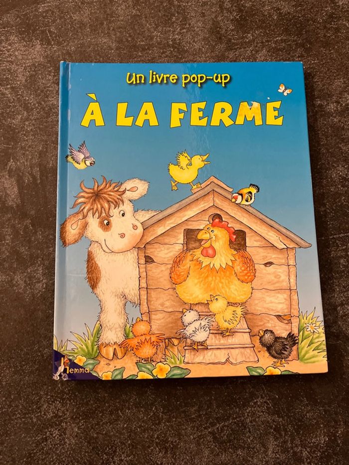 Un livre pop up à la ferme animaux animés