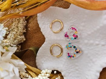 Boucles d'oreilles fleurs créoles dorées en acier inoxydable