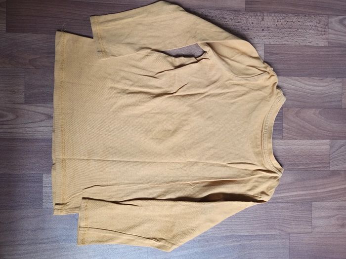 Tee-shirt 6ans - photo numéro 4