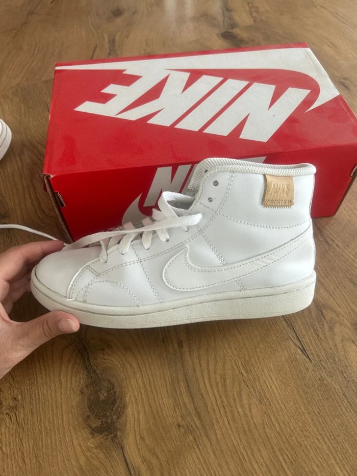 Nike 37,5 ou 6,5 femme - photo numéro 10