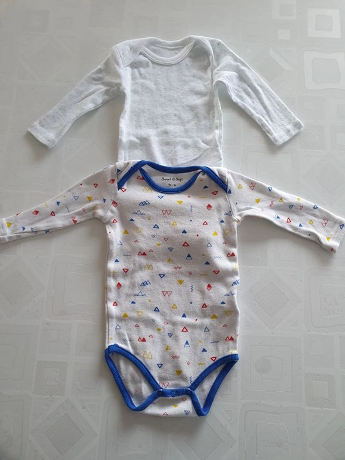 Bodys manches longues, 3 mois