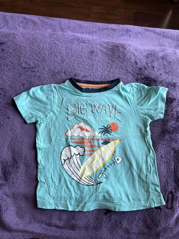 T-shirt manches courtes garcon en coton bleu motif surf Influx taille 4 ans