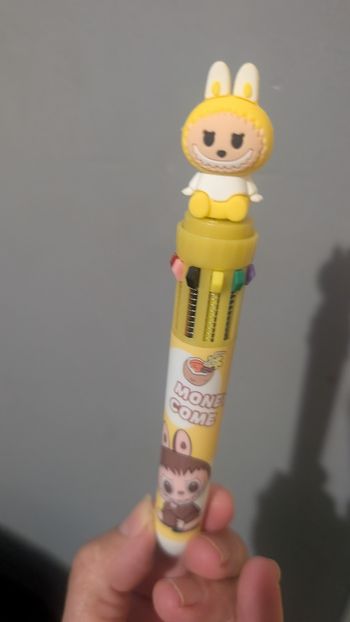 Stylo labubu