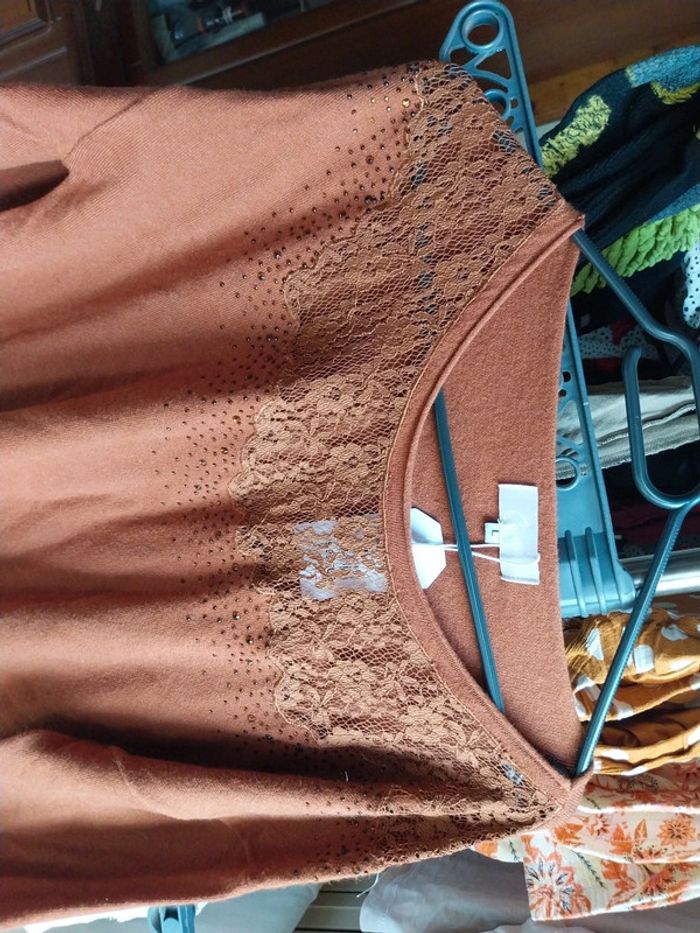 Pull neuf - photo numéro 2