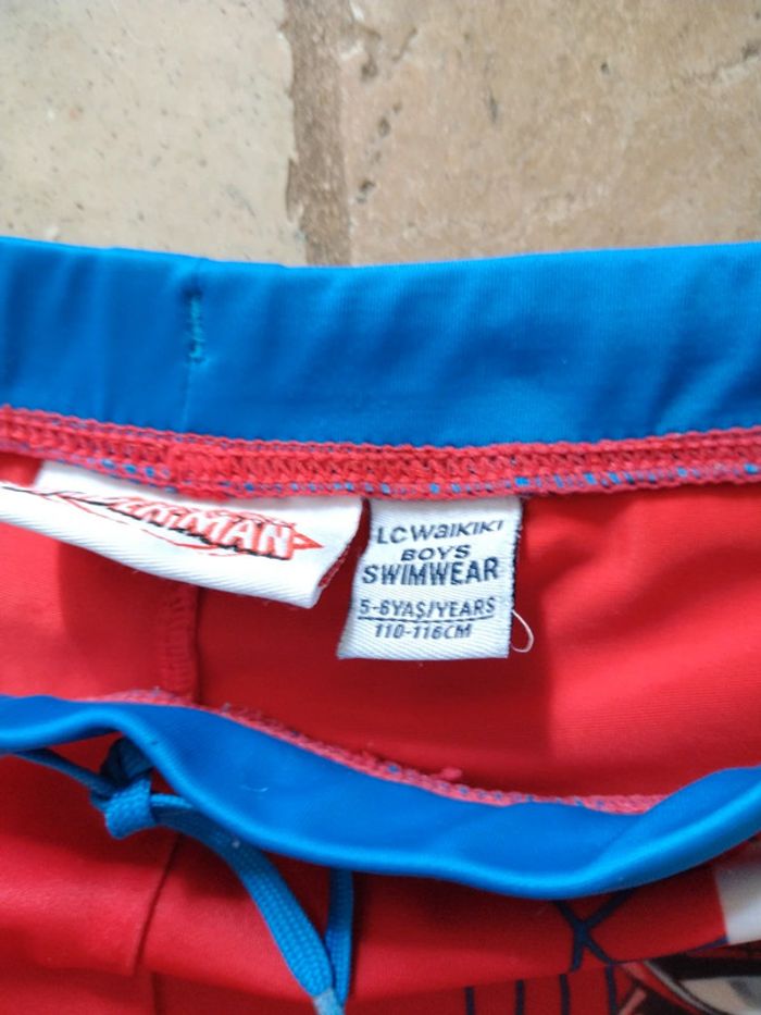 Maillot de bain en 5-6 ans - photo numéro 2