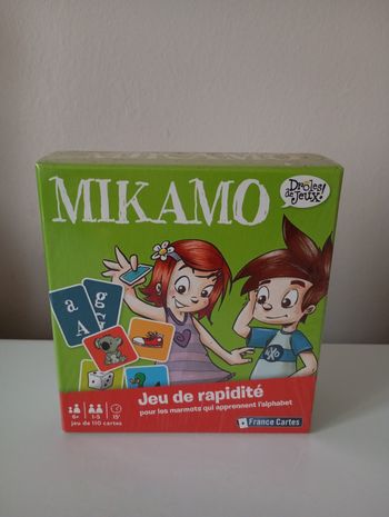 Jeu de cartes  . Jeu de rapidité . À partir de 6 ans.  Mikamo . France cartes. Jeu neuf ,toujours sous  plastique  d'achat