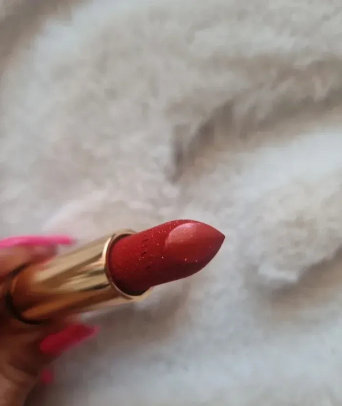Rouge à lèvres Lunaison goldie red Gucci Beauty - photo numéro 4