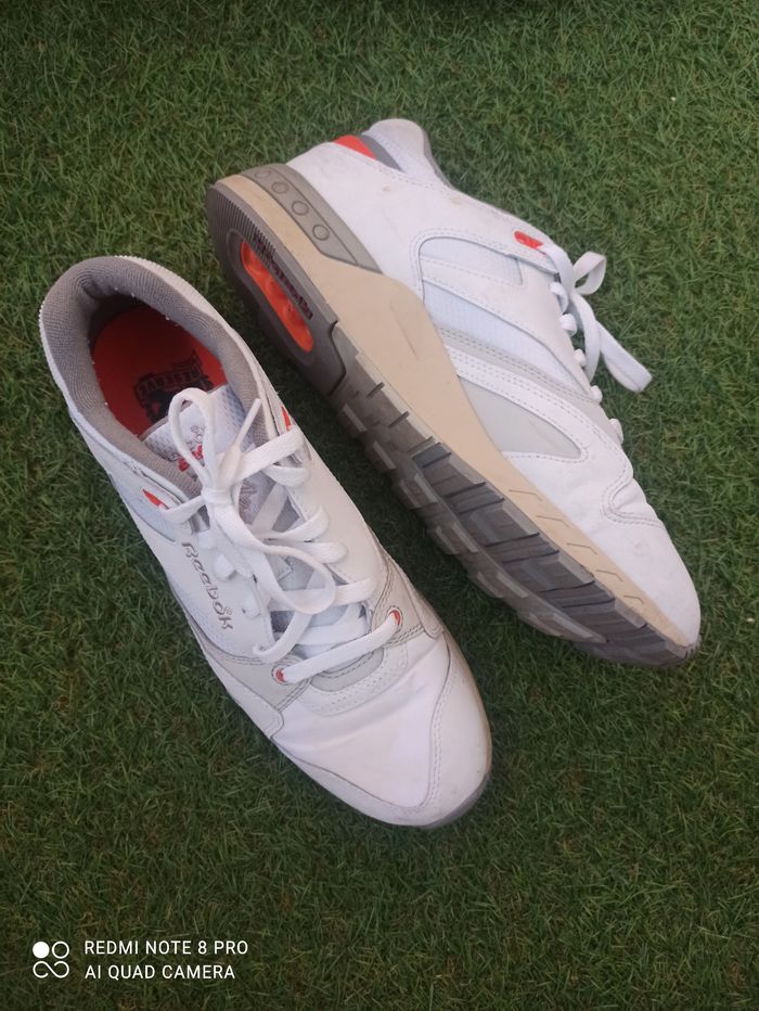 Basket homme Reebok bon état général - photo numéro 3