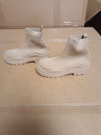 Bottes chaussettes mi-haute beige taille 38