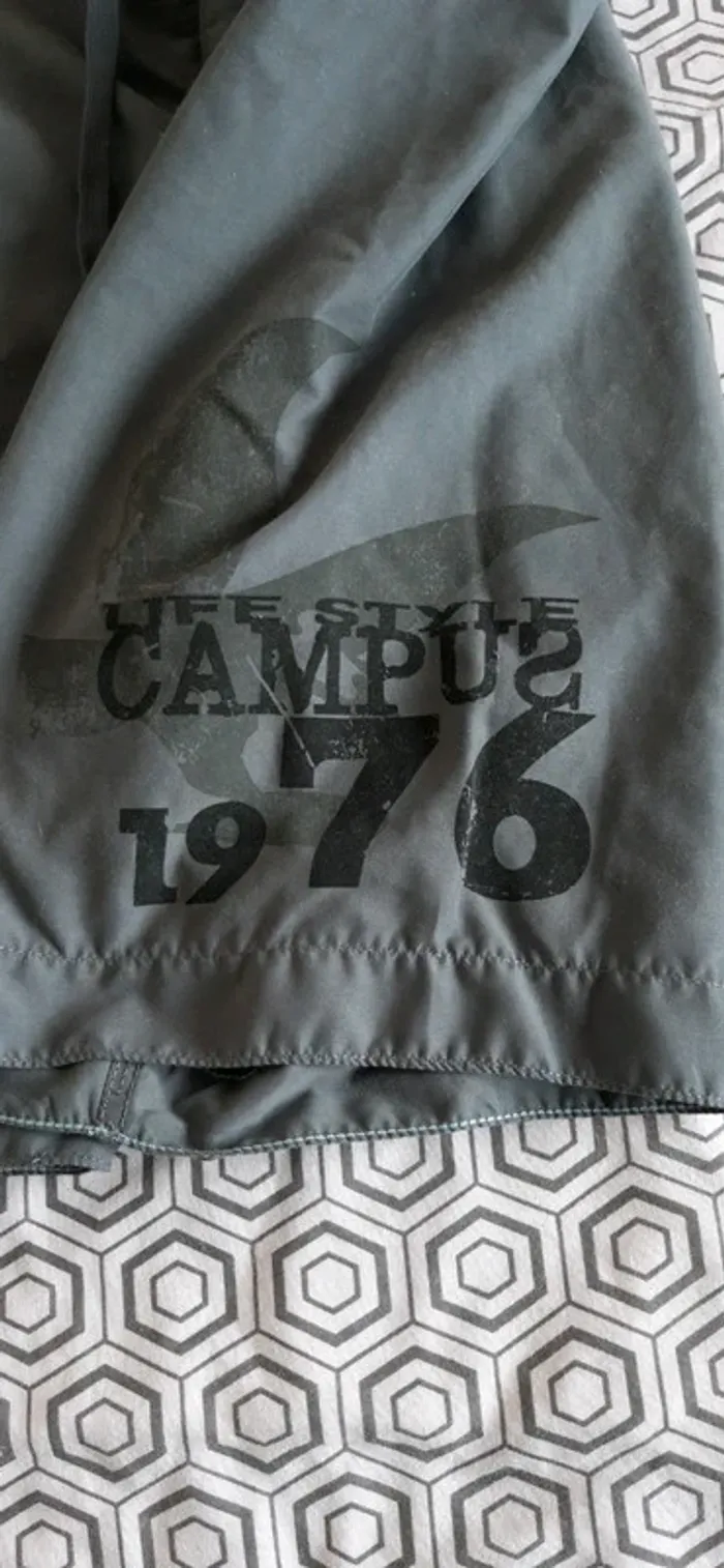 Bermuda Homme Gris taille 46 - photo numéro 4