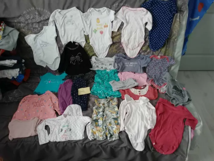 Lot 6 mois fille - photo numéro 2