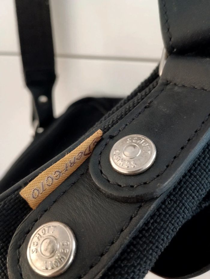 Sac bandoulière en tissus détails cuir  
De la gamme perfecto by Schott - photo numéro 8