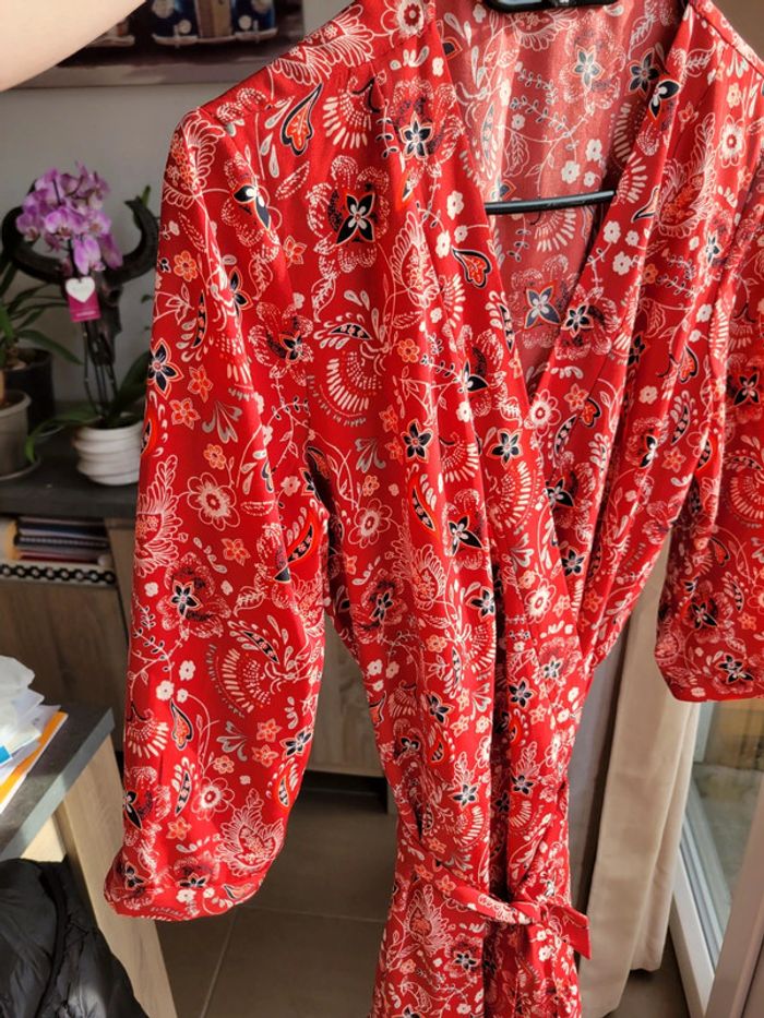 Robe rouge fleurie la halle - photo numéro 5