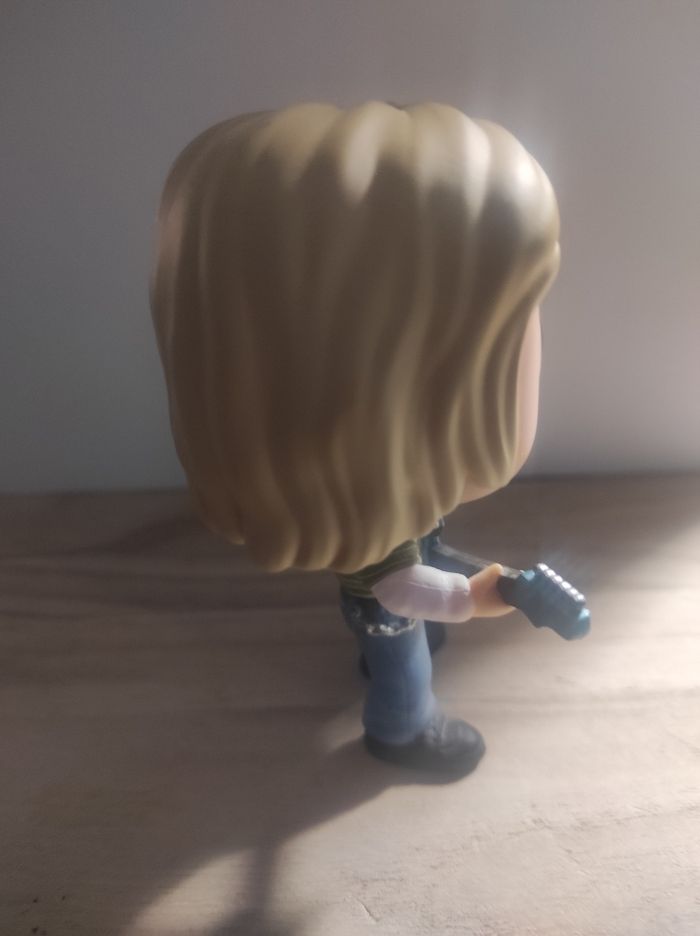 Figurine Funko pop Kurt Cobain 65 ( Nirvana ) - photo numéro 4