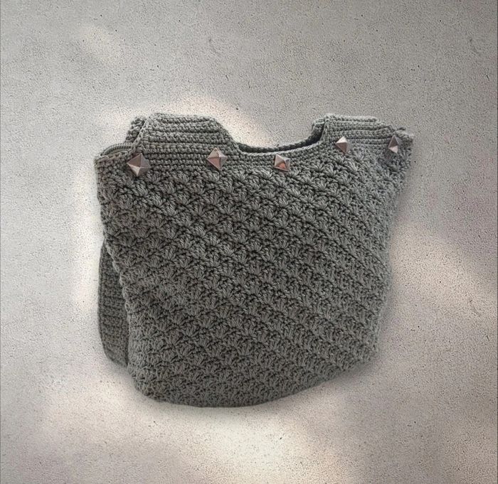 Sac en crochet macramé doubles bandoulières et fermeture zippée