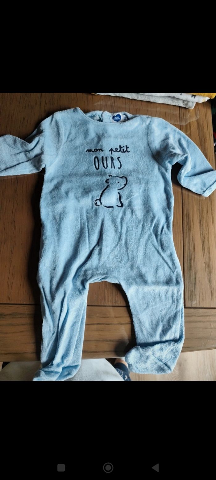 Lot de 7 pyjamas taille 6 mois - photo numéro 8