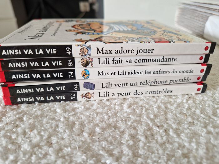 Lot de 42 livres Max et Lili
