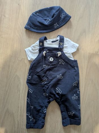 Ensemble salopette bébé 3mois