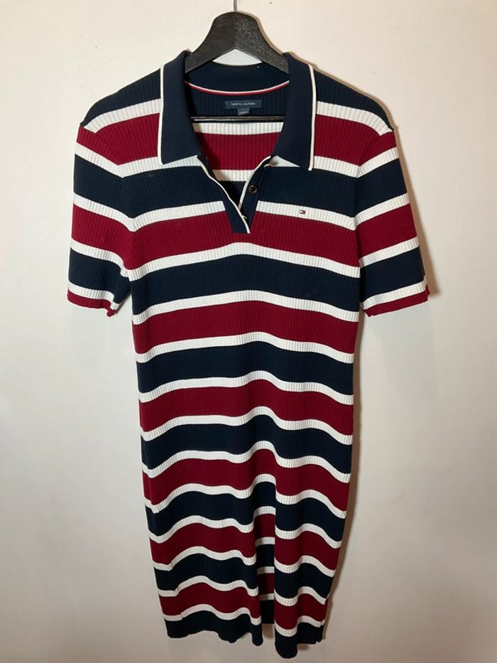 Robe côtelée manches courtes prêt du corps rayée marine et bordeaux Tommy Hilfiger taille L 028 - photo numéro 2