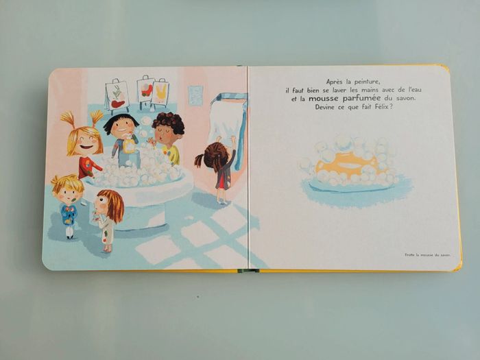 2 livres Chloé et Félix, Ça sent bon! Et Chloé et Félix font la fête (13, 15) - photo numéro 4