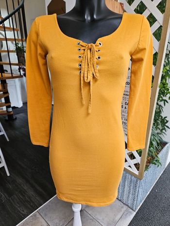 Made in Italy robe moulante moutarde taille M