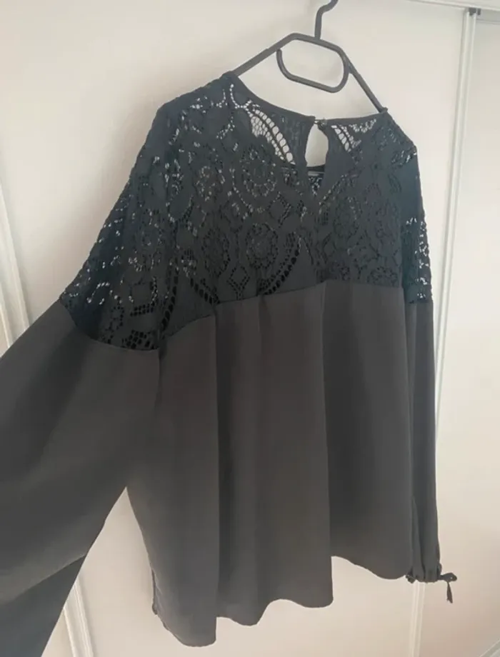 Blouse noire satinée dentelle 3XL - photo numéro 4